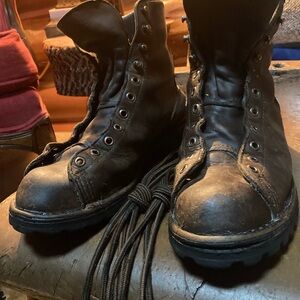 Mens Danner Boots ( Elk Hunter Style)
